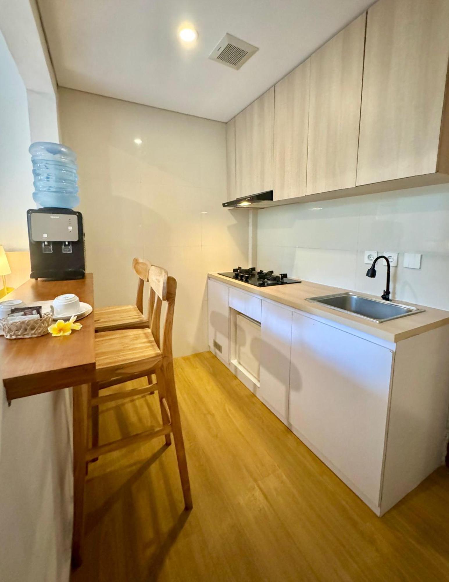 The Hita Apartement Σεμινιάκ Εξωτερικό φωτογραφία